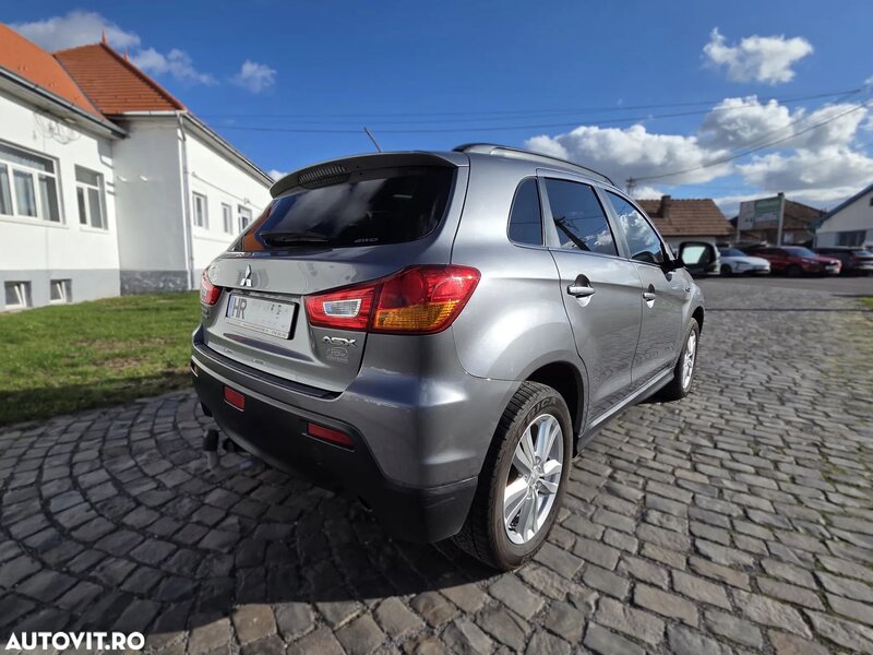 Mitsubishi ASX