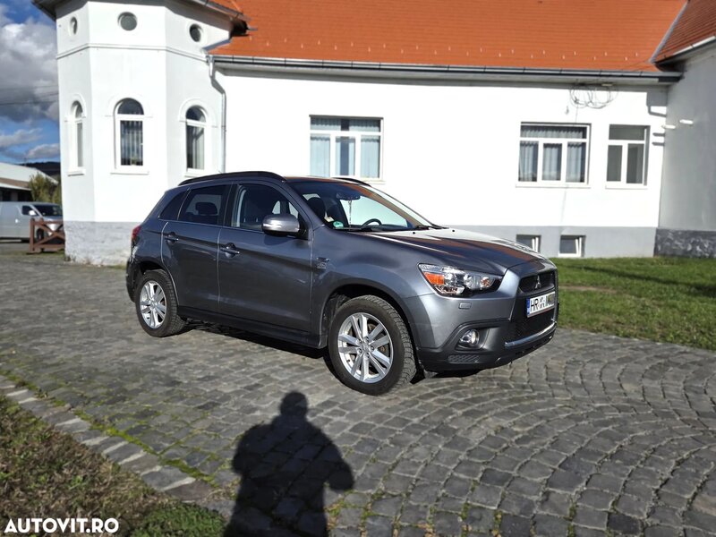 Mitsubishi ASX